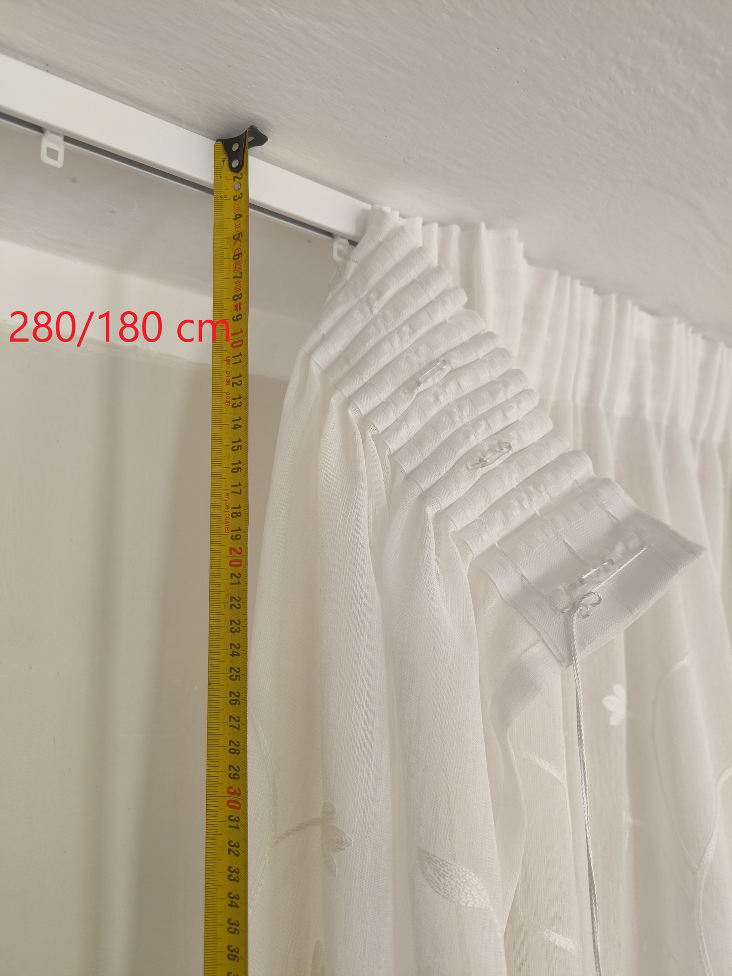 Tende su Misura con Fettuccia Arricciatenda- Tessuto Bianco Ricamato con Fiore, Adatta per Binari da 140/170 cm, Altezza da 180 a 280 cm -art.calla
