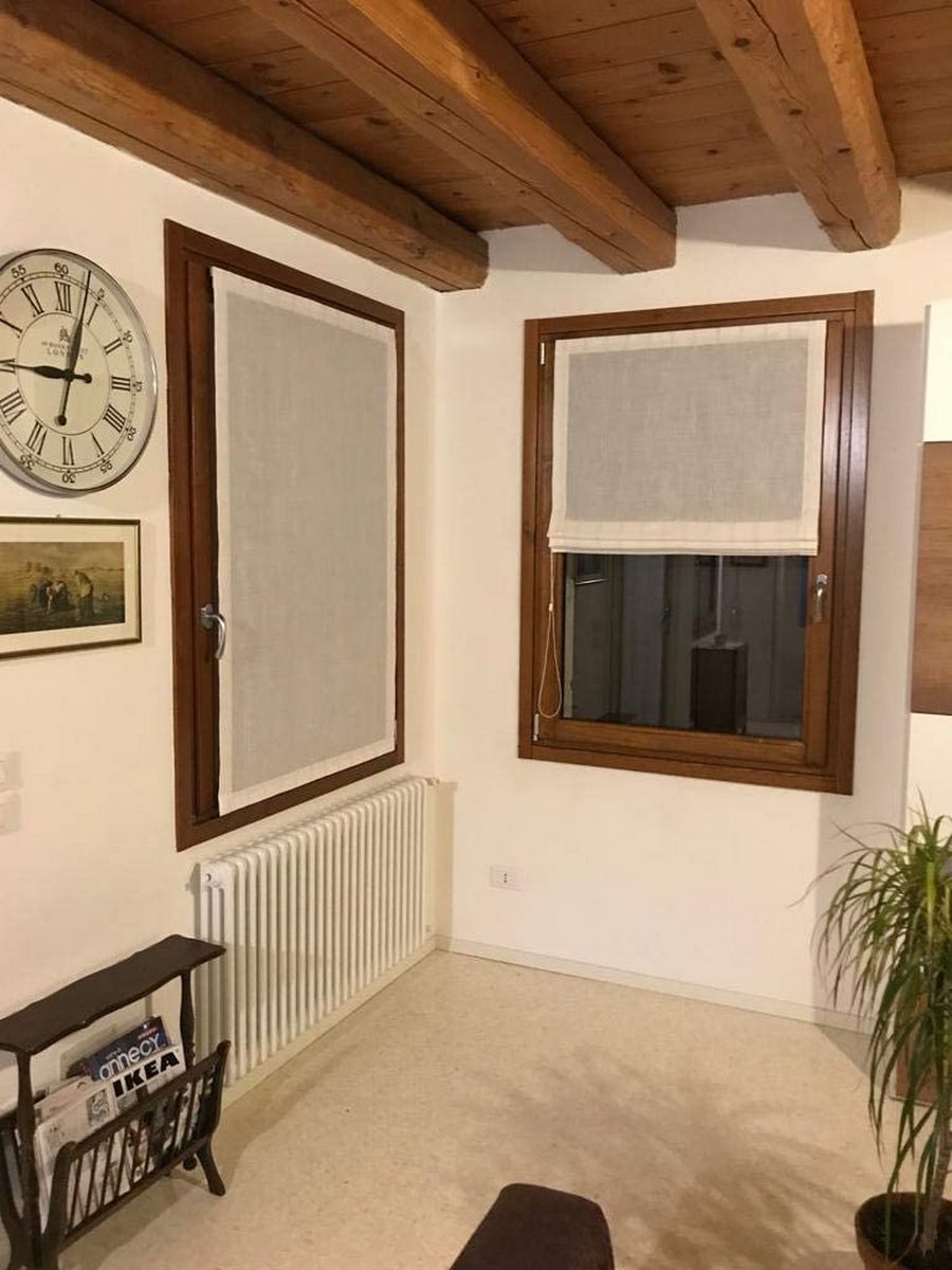 Binario tende pacchetto supporti no foro