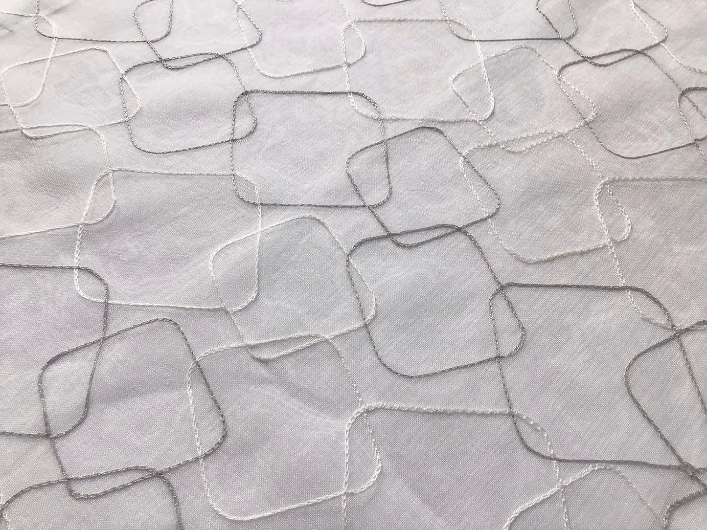 Coppia tende tendine a pannello ricamate per finestra e porta a vetro - larghezza 45/70 cm-lunghezza su misura-colore bianco/grigio-art.523