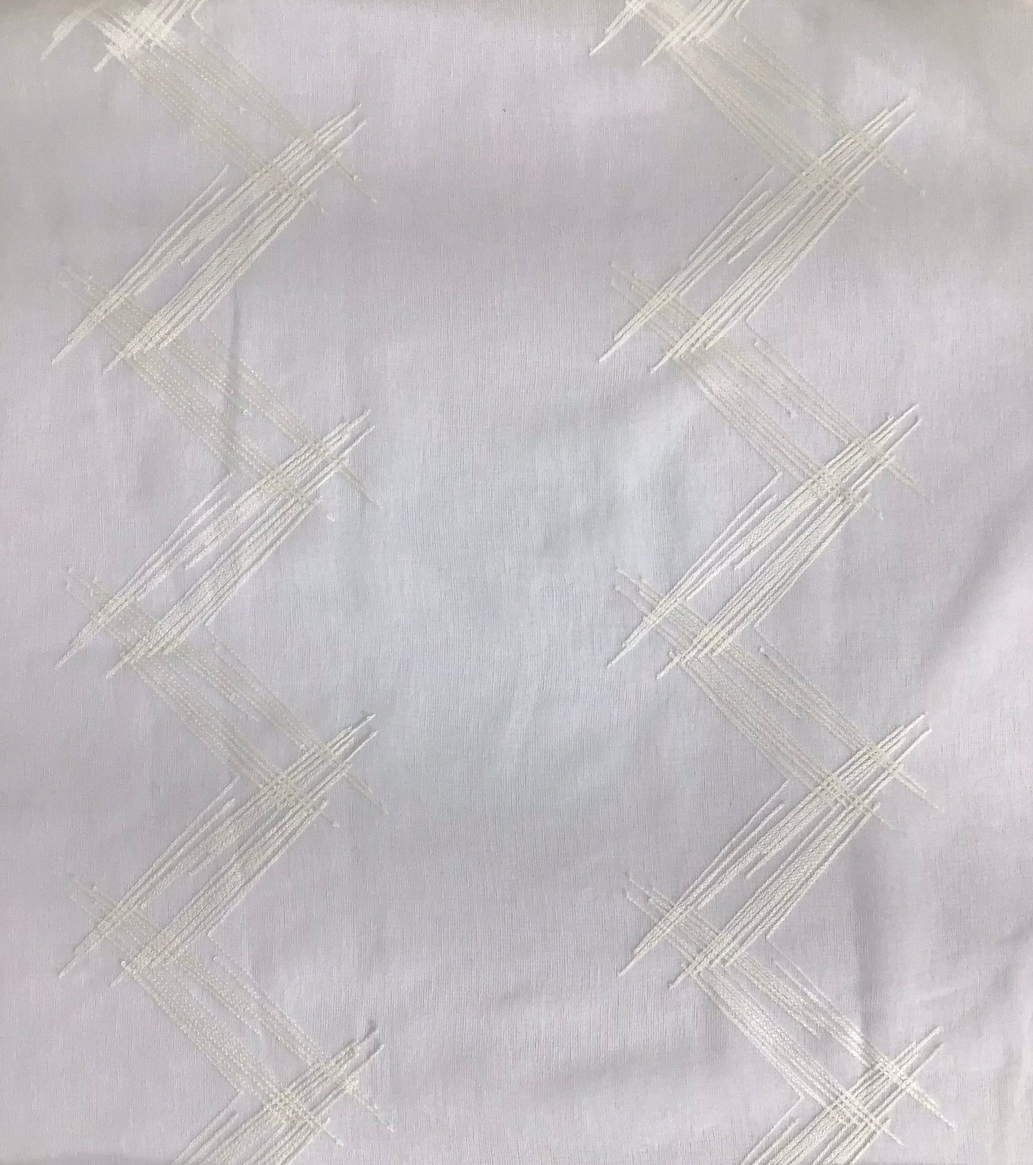 Tende con anelli a bastone larghezza maxi 200 cm - altezza su misura - tessuto ricamato