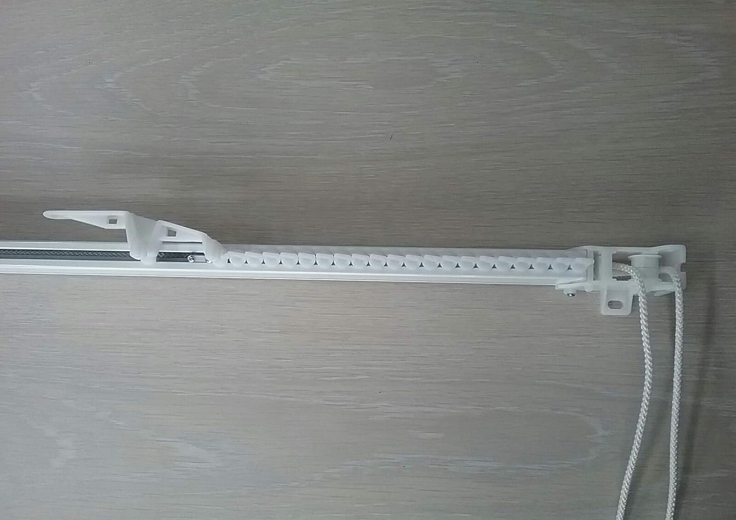 binario in alluminio per tende arricciate - su misura-art.204