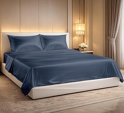 Letto matrimoniale con lenzuola in raso di cotone , completo letto elegante e morbido