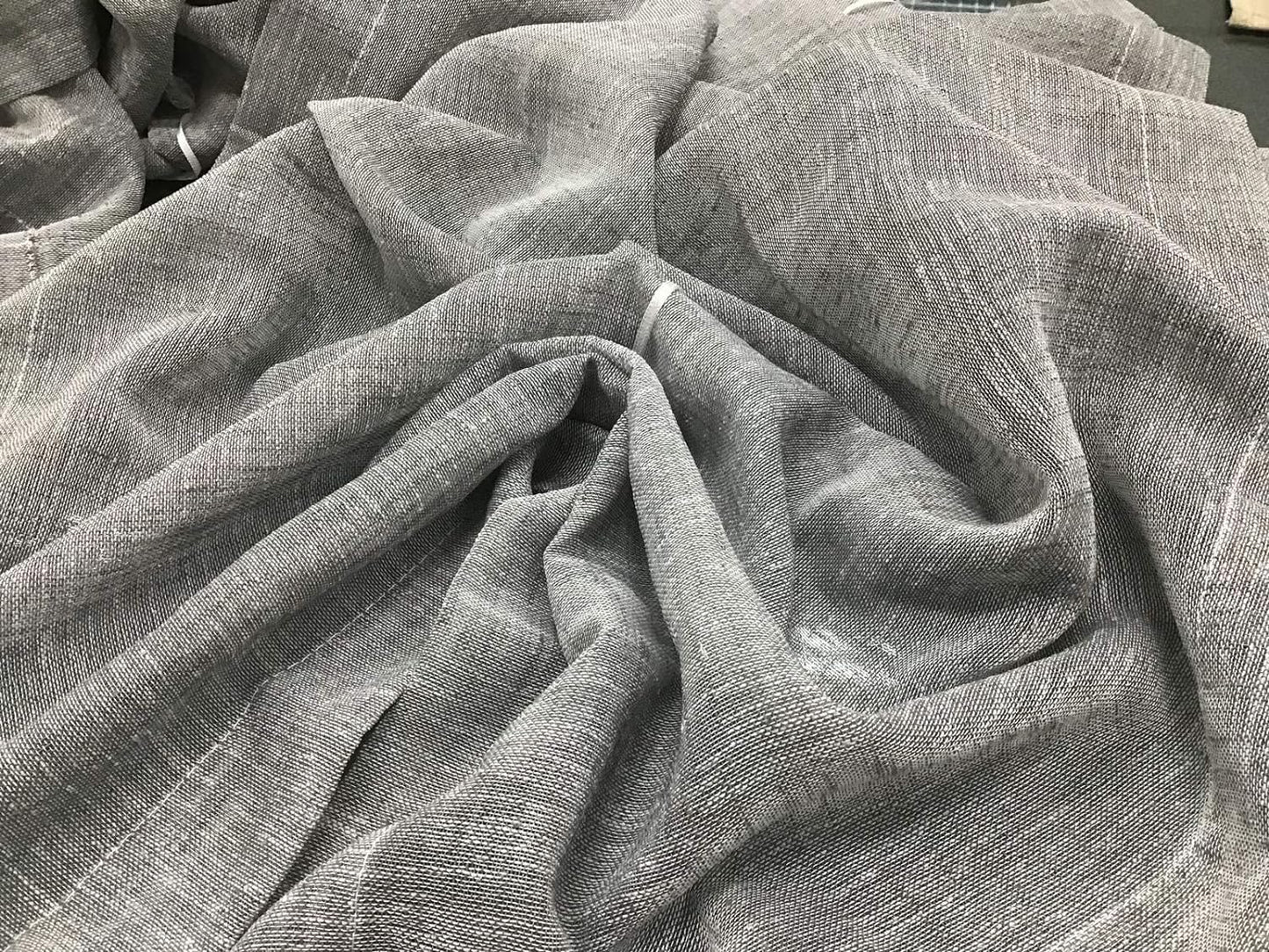 Coppia tende a pacchetto tendine regolabili per finestra e porta a vetro larghezza 45-65 - 90 - Colore Grigio - art.500