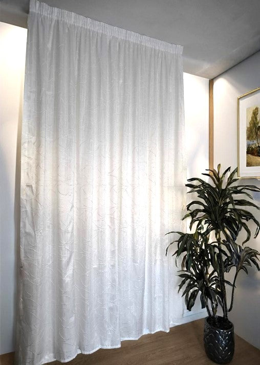 Tenda su misura con fettuccia arricciatenda - tessuto privacy bianco ricamo geometrico